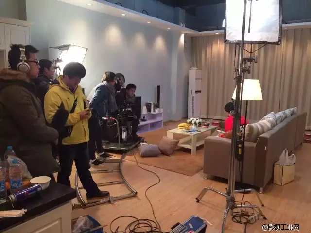 亿动力数字影视基地1号棚102景最新动态 -《泰康在线》广告拍摄