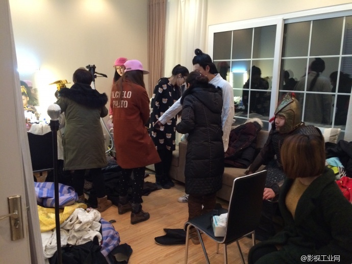 著名演员陈龙来我们影视基地拍广告啦!我们的工作人员也因参演而正式出道!