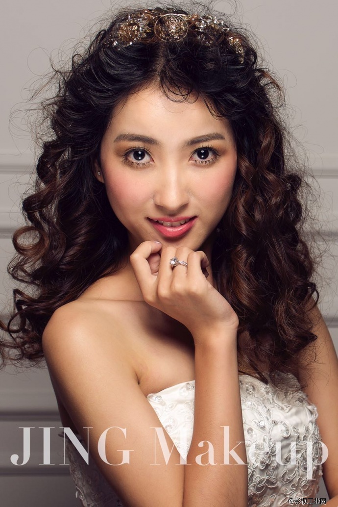 【艾苏恩新娘】她们可以把韩式新娘演绎得这么美，你也可以！