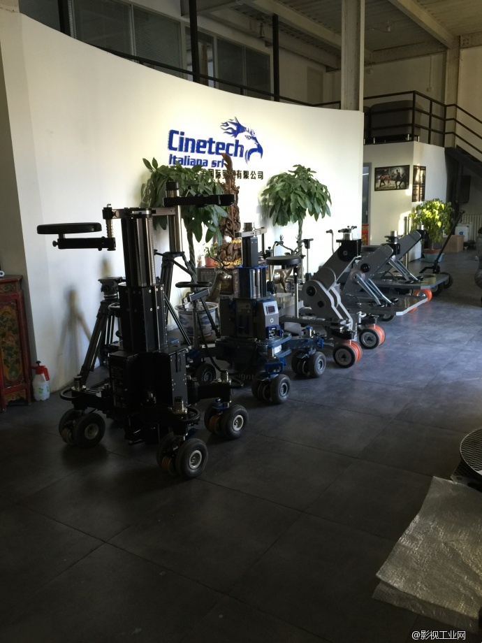 最专业的移动摄影器材--来自北京欧诺美国际贸易有限公司