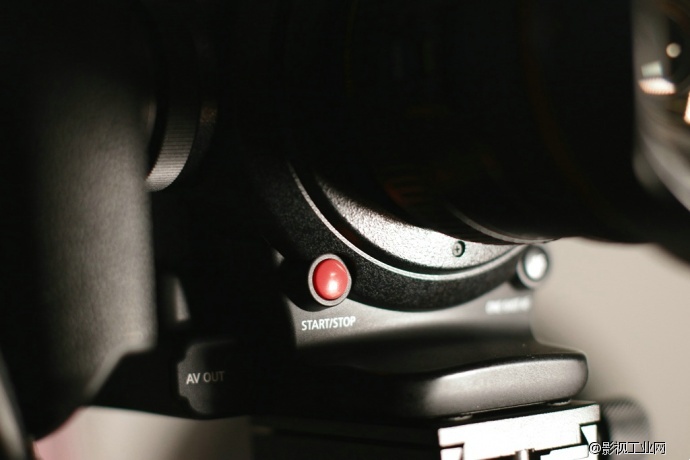 晒图有礼,成为佳能专业影像用户俱乐部成员!