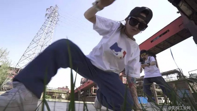 索尼全画幅微单™A7S创作者手记——《krazy Dancer》摄影篇