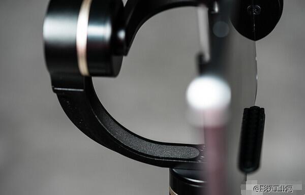 【转】低门槛拍片时代—飞宇G4Pro三轴手机稳定器 众测报告