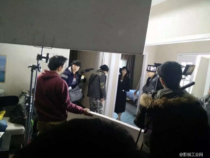 网络大电影《我的美女明星老婆》正在亿动力基地拍摄中！