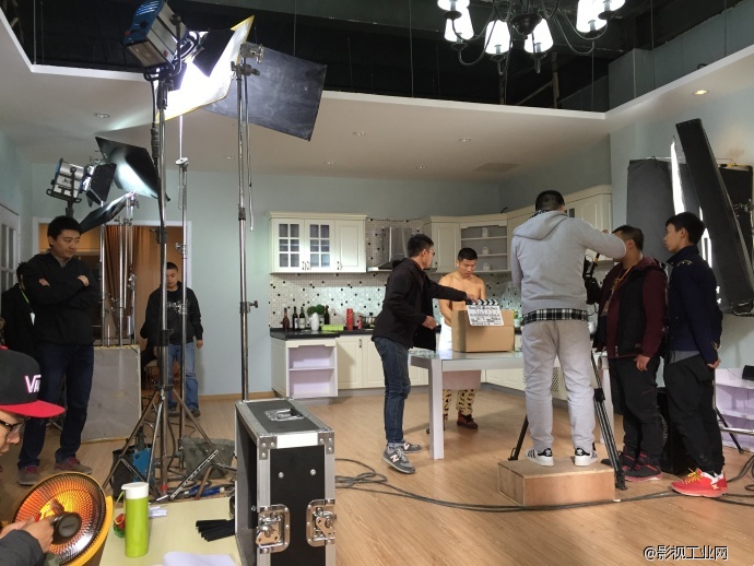 亿动力影视基地内最新广告拍摄花絮~