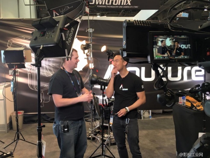 Aputure爱图仕NAB2016第一天现场播报:光·风暴系列又出新品!