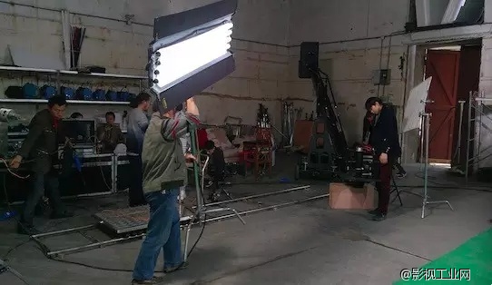 四川成都三环内专业影视摄影棚及影视器材灯光出租