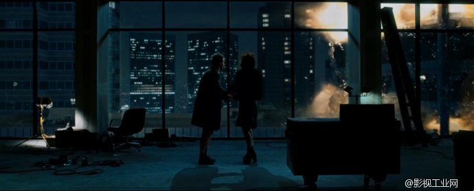 世界的尽头处才是我们最公平的起点----搏击俱乐部