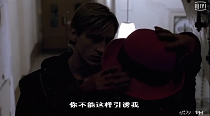 性中围城 ：我出不去　 你进不来