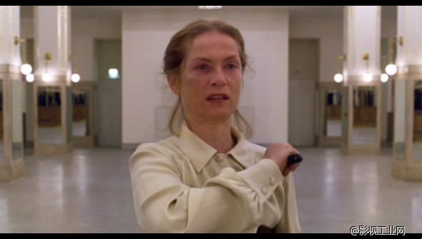 性中围城 ：我出不去　 你进不来