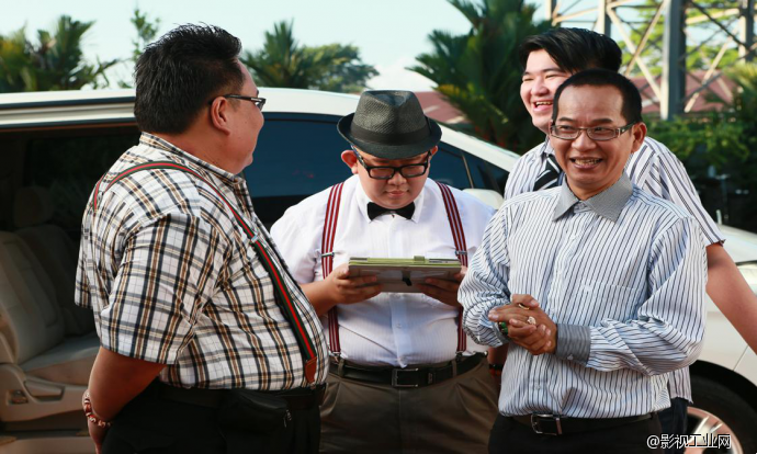 ​鲜有的关注底层民生 《超级神仙石》做有情怀的喜剧伦理电影