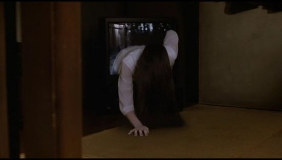 用工具吓人，还是用人吓人——恐怖工具论