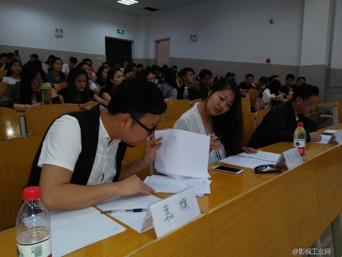 毕业季 “玩转培华”疯狂不打烊！