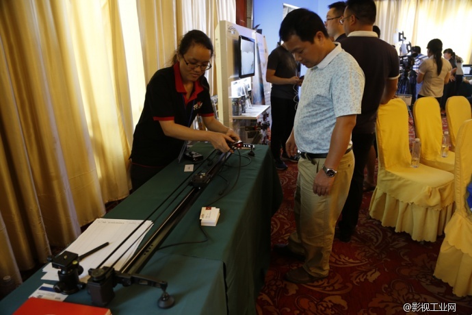 2016年青牛电动轨道车、电控滑轨技术交流会