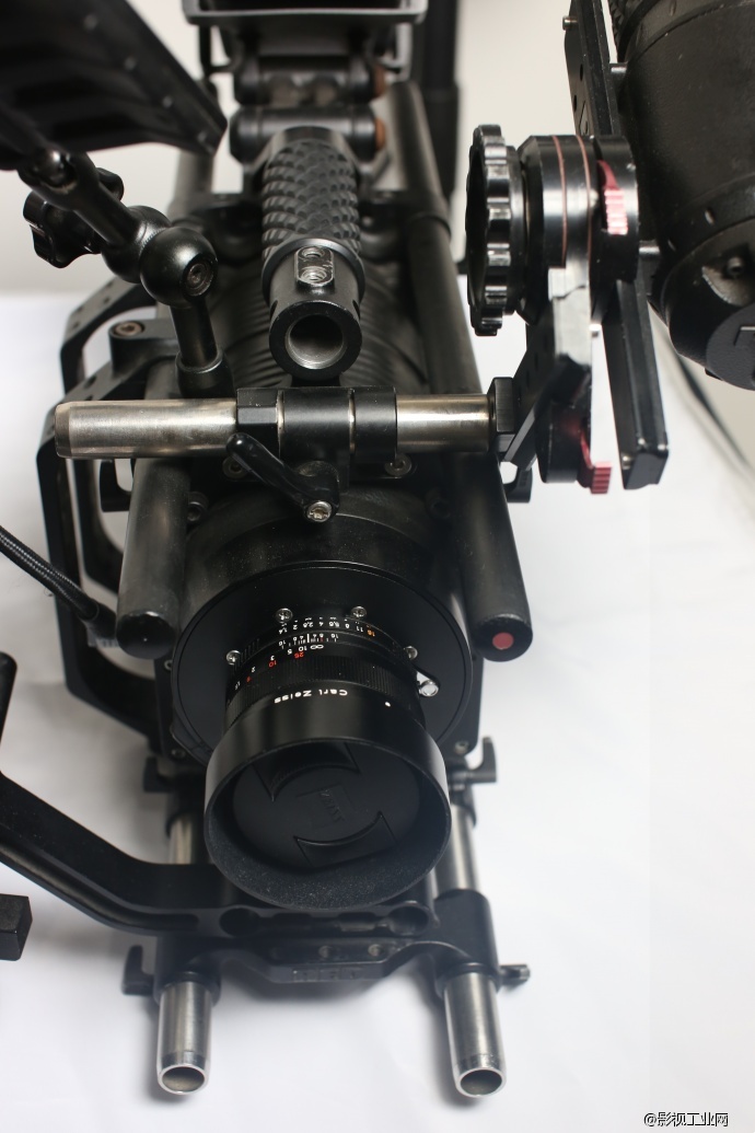 red one 尼康接口