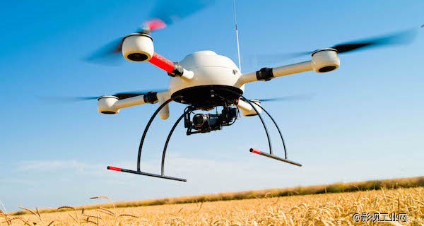 《航拍的那点儿事|那些载人直升机与无人机的前世今生》