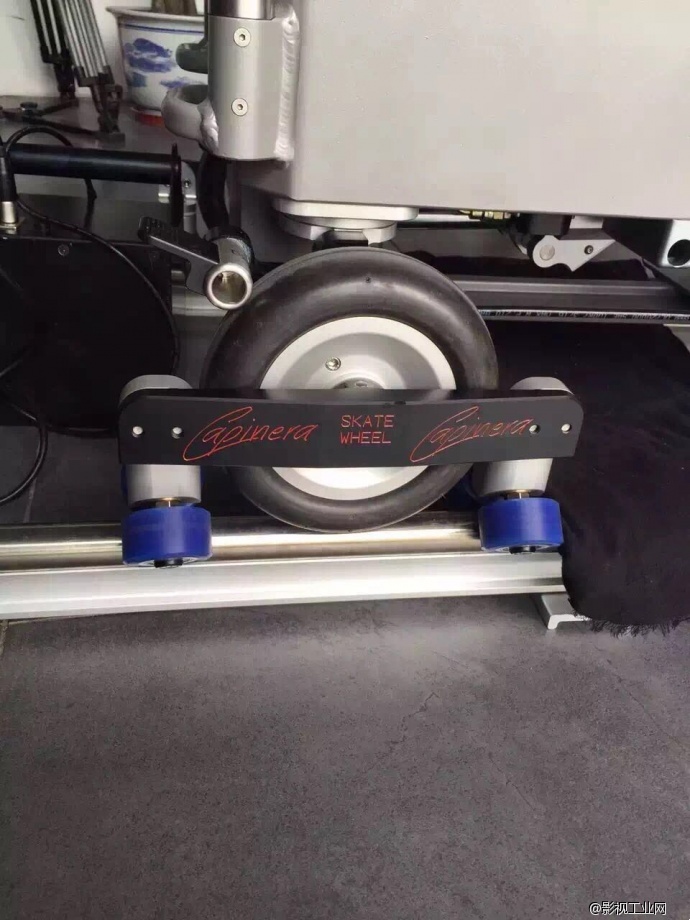 CAPINERA 莺 轨道车到货上海欧诺美