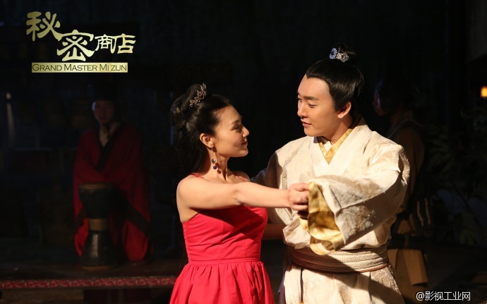 电影《秘密商店》概念版海报与先导版预告片今日全网首发