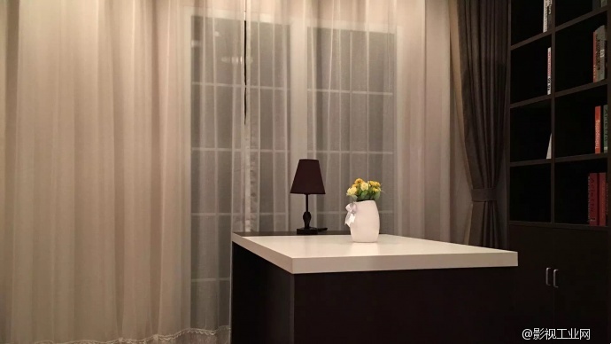 亿动力数字影视基地影棚　　101号实景棚—简约时尚风格