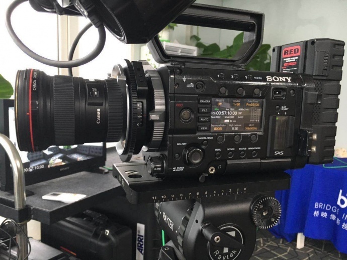 用买索尼FS7的钱换台索尼F55如何？