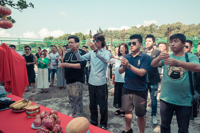 电影《超能学院》深圳开机 强劲班底打造全新科幻IP