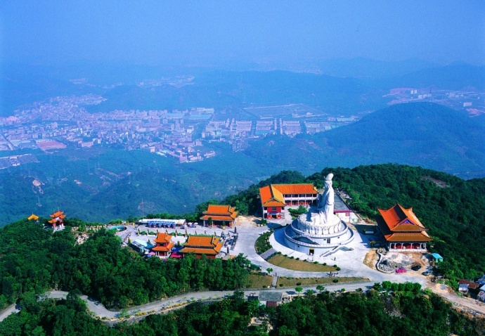 详解无人机航拍摄影适合应用到哪些群体或行业