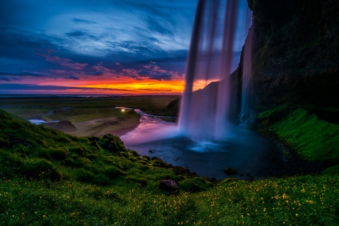 在线课程丨拍摄中的色彩管理 如何校准拍摄环境的白平衡与色彩 ——左手+ X Datacolor色彩管理在线课程