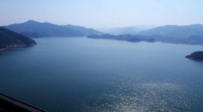 水库航拍 发现平凡中的不平凡美景