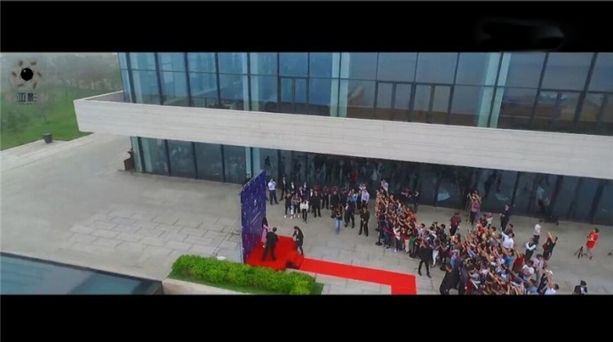 航拍范冰冰青岛海洋公益行