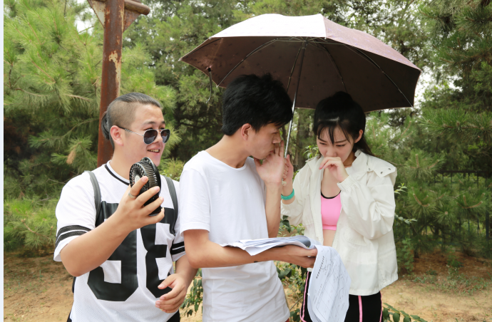 如低成本广告拍出谍影重重那种紧张刺激感、电影感、大片感？