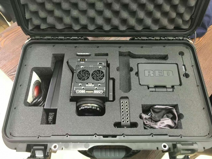 RED，Raven 现货拆箱，你不敢相信它是如何心碎