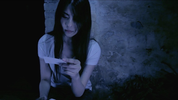 《一惊到底》剧情烧脑，福尔摩斯来了也得惨死现场！