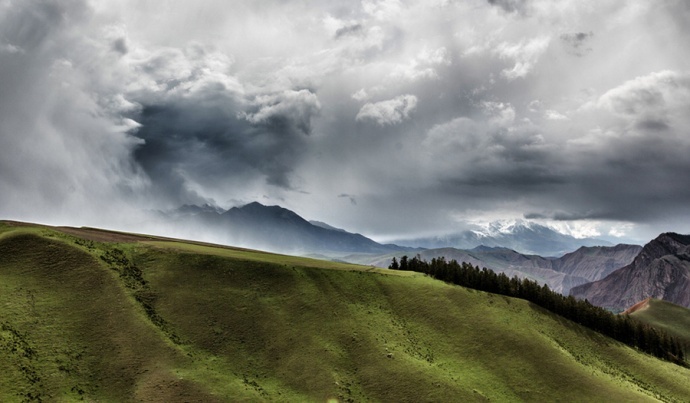 大鱼·海棠环青海湖梦幻人像创作