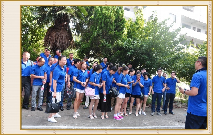 同学这杯酒，谁喝都会醉（小羚羊微影）