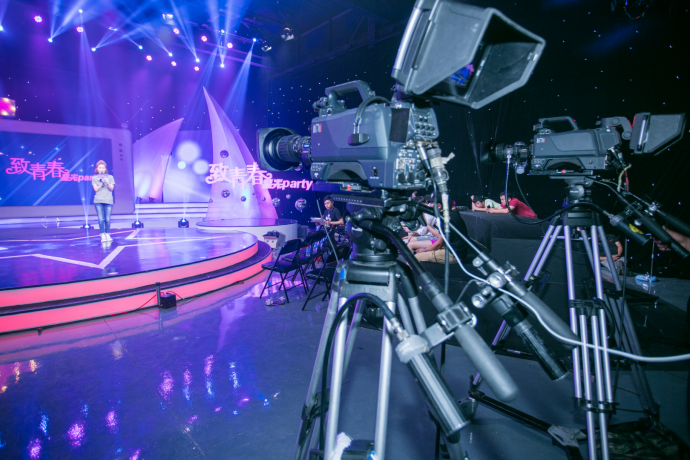 北京东四环北盛星光600平米演播厅租赁