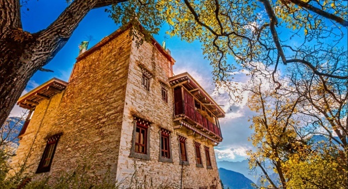 ​秋摄丹巴金川红叶画卷藏寨风情