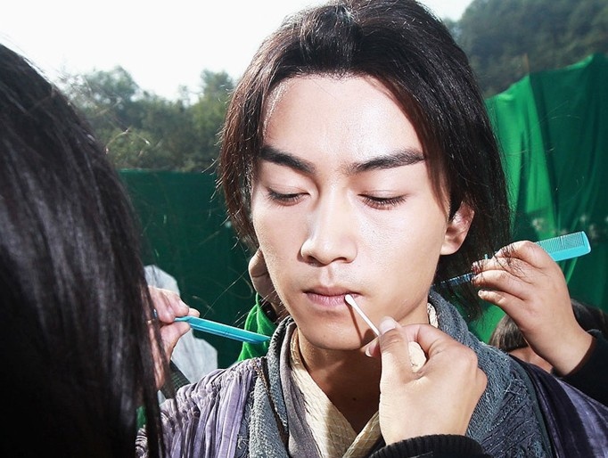 C P-胡歌、霍建华（新戏筹备）急聘演员/助理