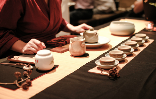 敢问2017，中国茶企路在何方？