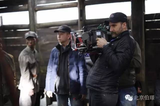 如何与《纸牌屋》团队一同打造《重生》？