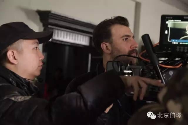 如何与《纸牌屋》团队一同打造《重生》？