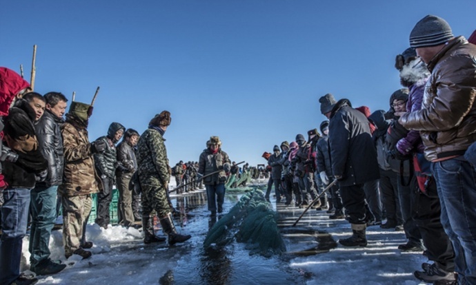 游摄浓冬·游学院坝上蒸汽火车冬捕银驼节