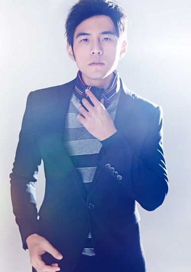 终于有一部关于我们跑步人的电影了，超热血很励志！这部周董监制的新片，约么！