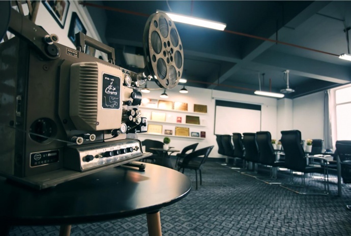 团中央书记处书记徐晓,调研微梦传媒青年工作了的