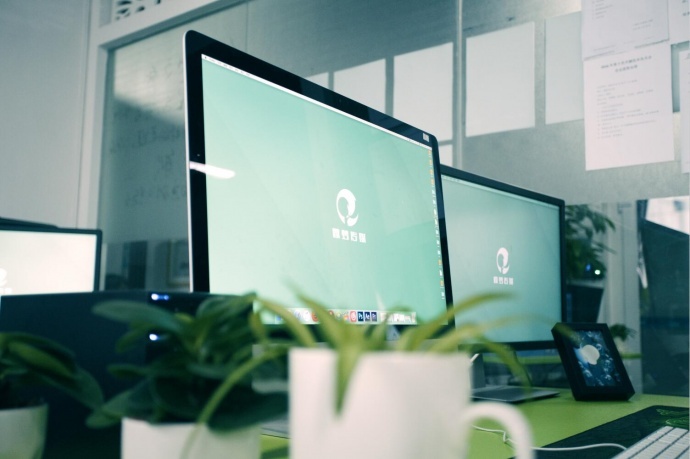 团中央书记处书记徐晓,调研微梦传媒青年工作了的