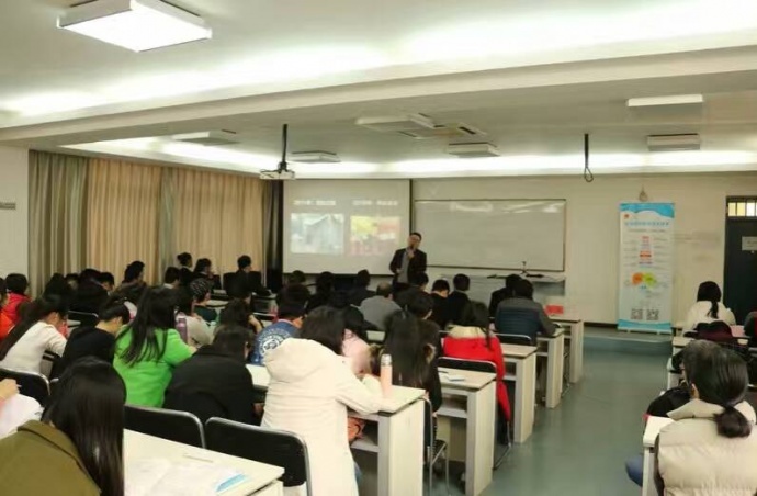 既要仰望星空，也要脚踏实地--张培文