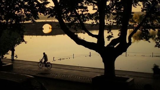 广告片制作中要善于运用剪辑的规律达到事半功倍的效果