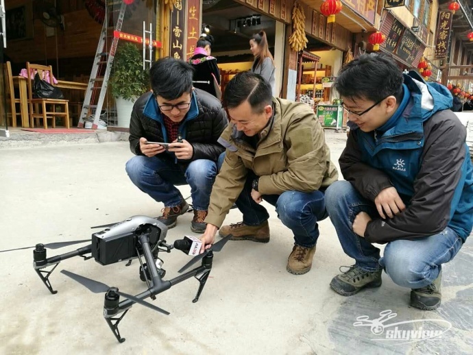 斯凯威团队助力2017除夕夜央视新闻联播航拍直播