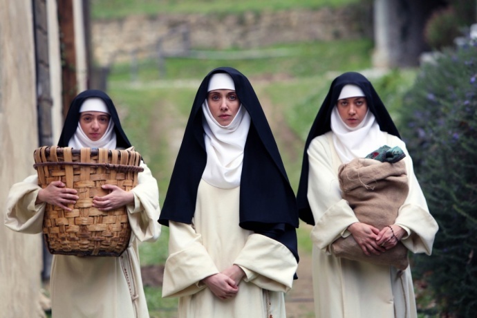 The Little Hours 演员Alison Brie, Kate Micucci and Aubrey Plaza. 图片提供：圣丹斯电影节组委会