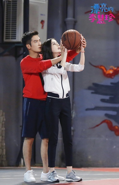 《漂亮的李慧珍》导演赵晨阳：国内缺乏好剧本，集数多因经济效益