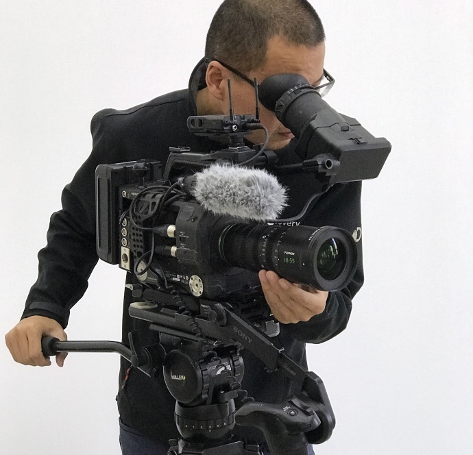 E卡口，省心：首试富士MK18-55电影镜头，重量级摄影师好评